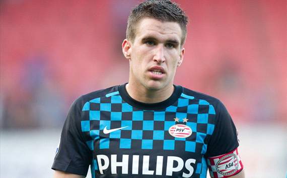 Manchester United: Aún no hay oferta por el fichaje de Strootman