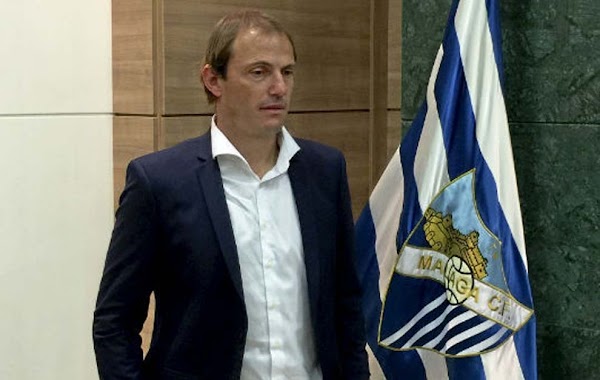 El Málaga negocia con Arnau para dirigir la Academia