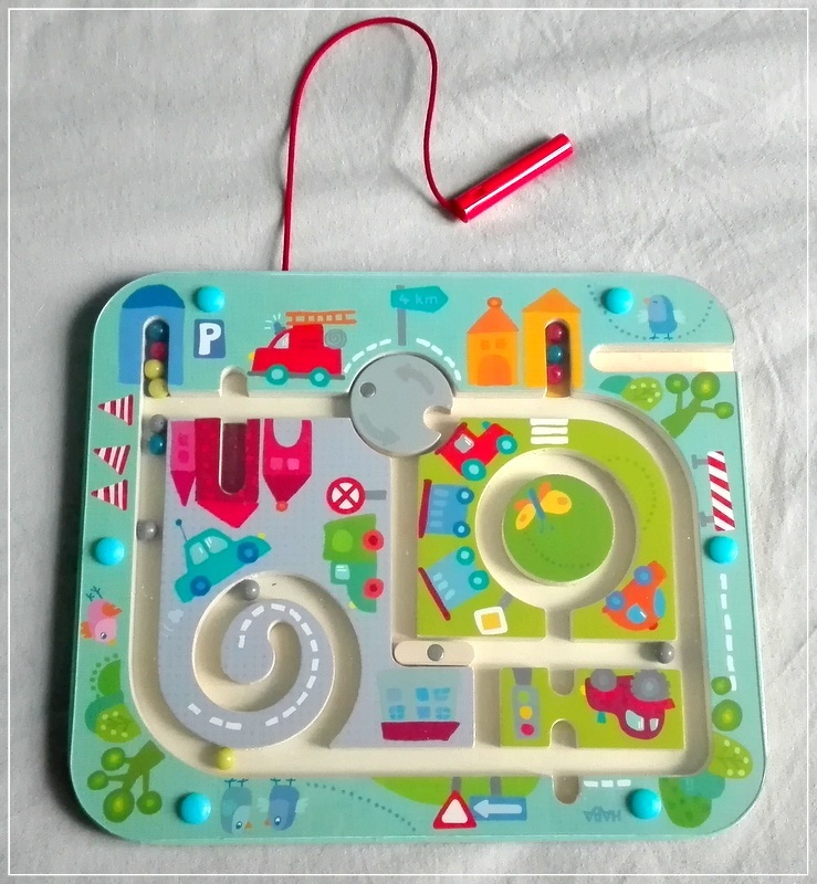 Mademoiselle-Coralie: Labyrinthes magn?�tiques - Haba {motricit?� fine}