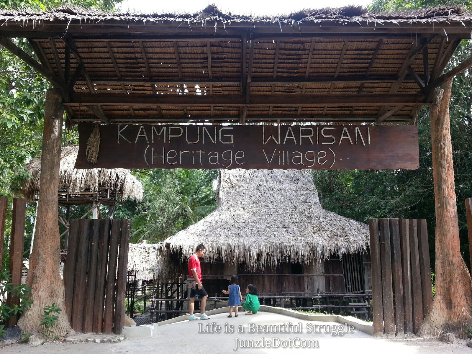 Menarik di Kota Kinabalu : Muzium Sabah - Kampung Warisan (Part 3
