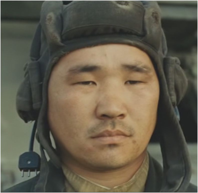 Наушники белый тигр. Бердыев белый тигр