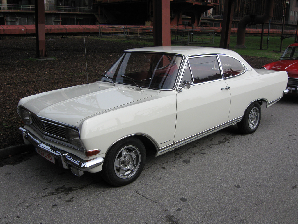 Opel Rekord A & B: Opel Rekord B Coupe 1700