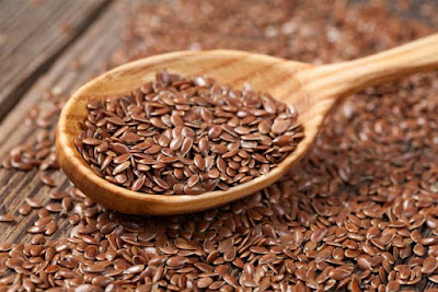 10 أغذية مدهشة غنية بالكولاجين Flaxseed