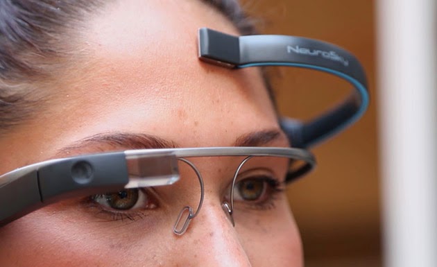 تطبيق جديد للتحكم بنظارات Google Glass عبر الأفكار