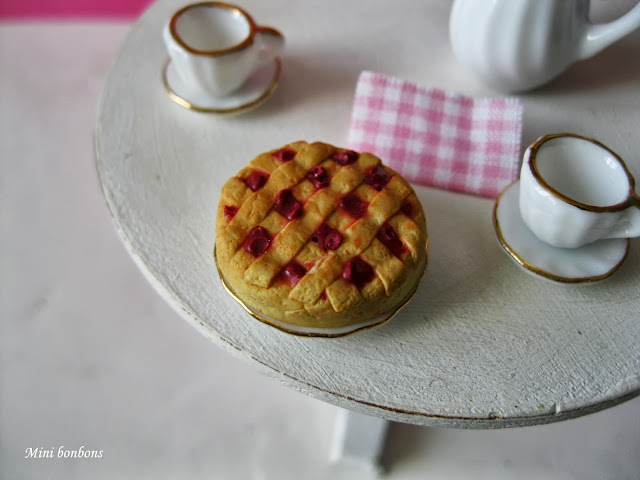 crostata... • jam pie