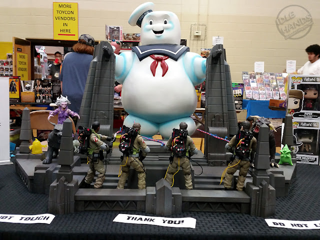 Diamond Select Ghostbusters Action Figures Build a Rooftop