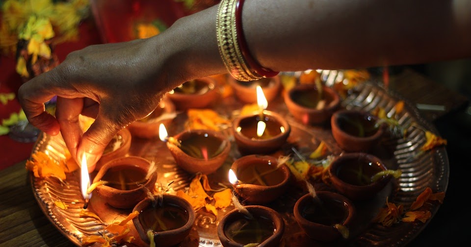 15 different types of Diwali lights and lamps with decoration ideas