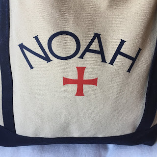 Noah Clothing Tote bag