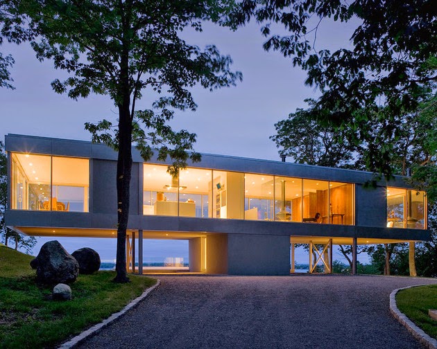 The Advantage Of The Panoramic Views On All Four Sides Of The House Design