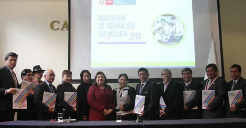 MINEDU capacitará a más de 15 mil maestros en universidades. Conoce aquí tu región seleccionado MINEDU capacitará a más de 15 mil maestros en universidades. Conoce aquí tu región seleccionado