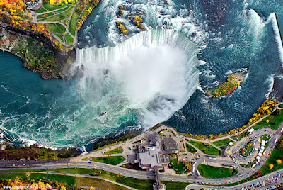 https://www.google.ca/url?sa=i&rct=j&q=&esrc=s&source=images&cd=&cad=rja&uact=8&ved=0ahUKEwij7-Pgr_jLAhVIr4MKHbXICj4QjRwIBw&url=http%3A%2F%2Fwww.niagarafallslive.com%2Fphotos_of_niagara_falls.htm&psig=AFQjCNH_rMoJka3SnCLkoQiXRdDrdPAiZg&ust=1459975743912541
