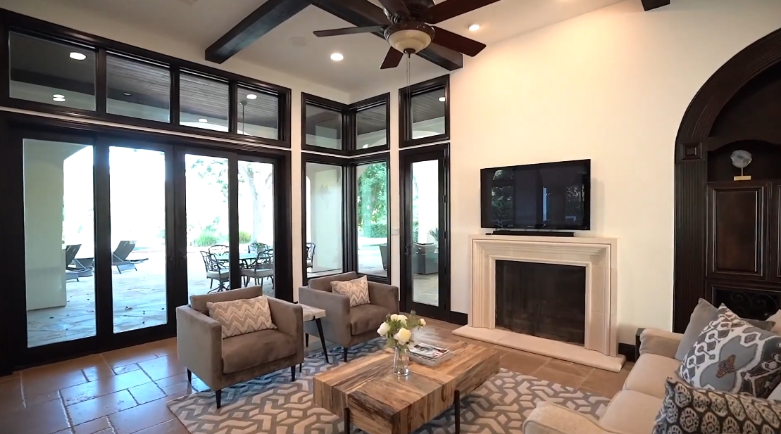 Tour Lake Austin Waterfront Modern Classic Home vs. 25 Interior Design Photos