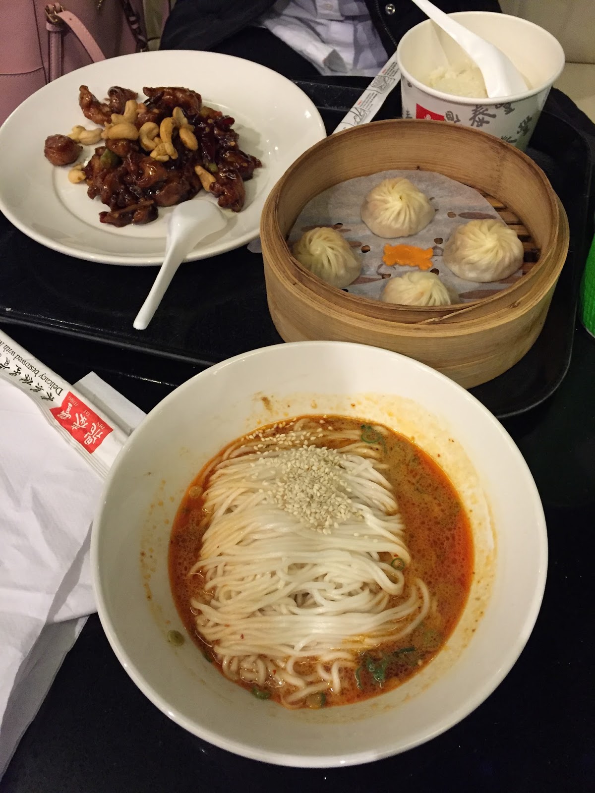 ISYS 100 Foodies Din Tai Fung at Westfield Sydney CBS