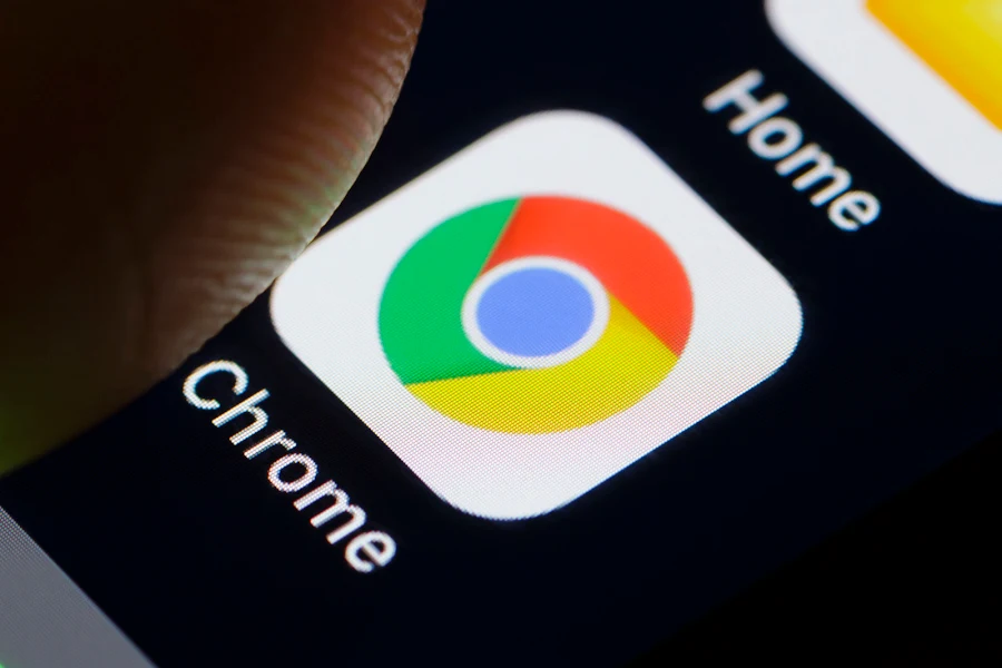 Massive eGobbler Malvertising Campaign Leverages Chrome Vulnerability To Target iOS Users