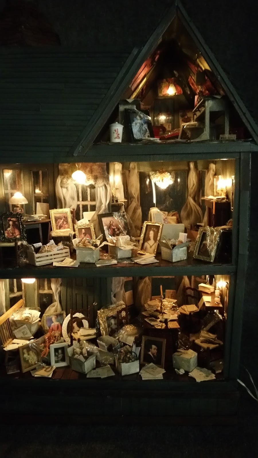 Greggs Miniature Imaginations (Ever After Cottages) Haunted Mansion