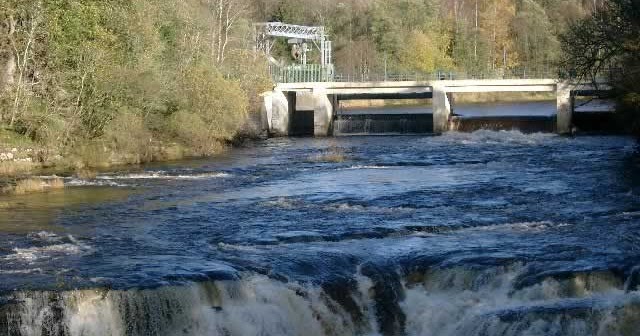What Advantages Does Hydropower Have Over Other Energy Sources? - Featured Image