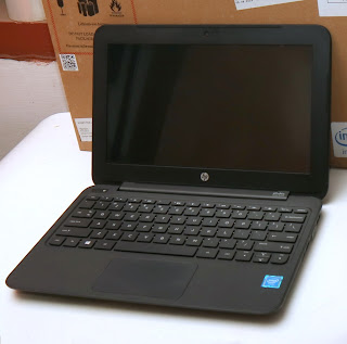 Laptop HP Pavilion 11-f04TU Black Fullset