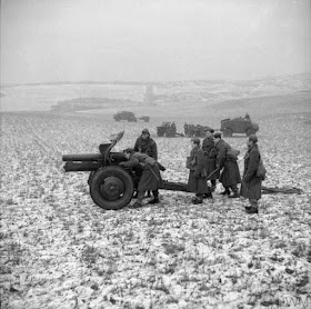 Polish troops using a 4.5-inch howitzer, 15 January 1942 worldwartwo.filminspector.com
