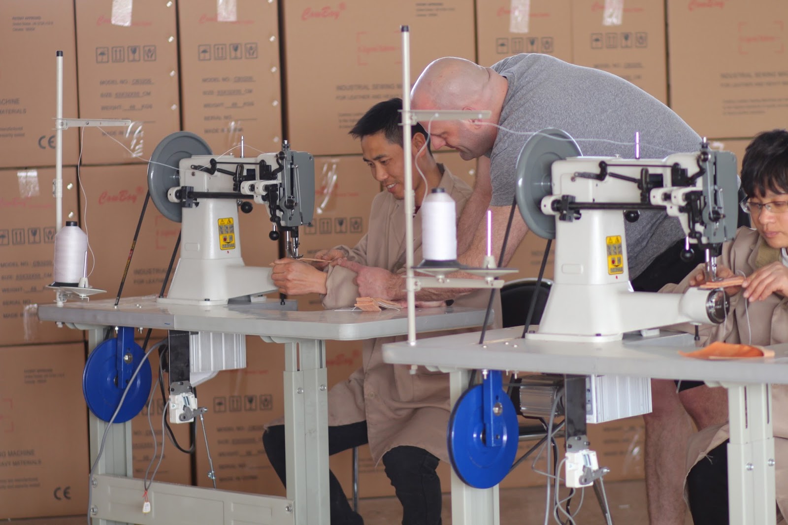 Heavy duty industrial sewing machines Cowboy CB3200 Leather Sewing