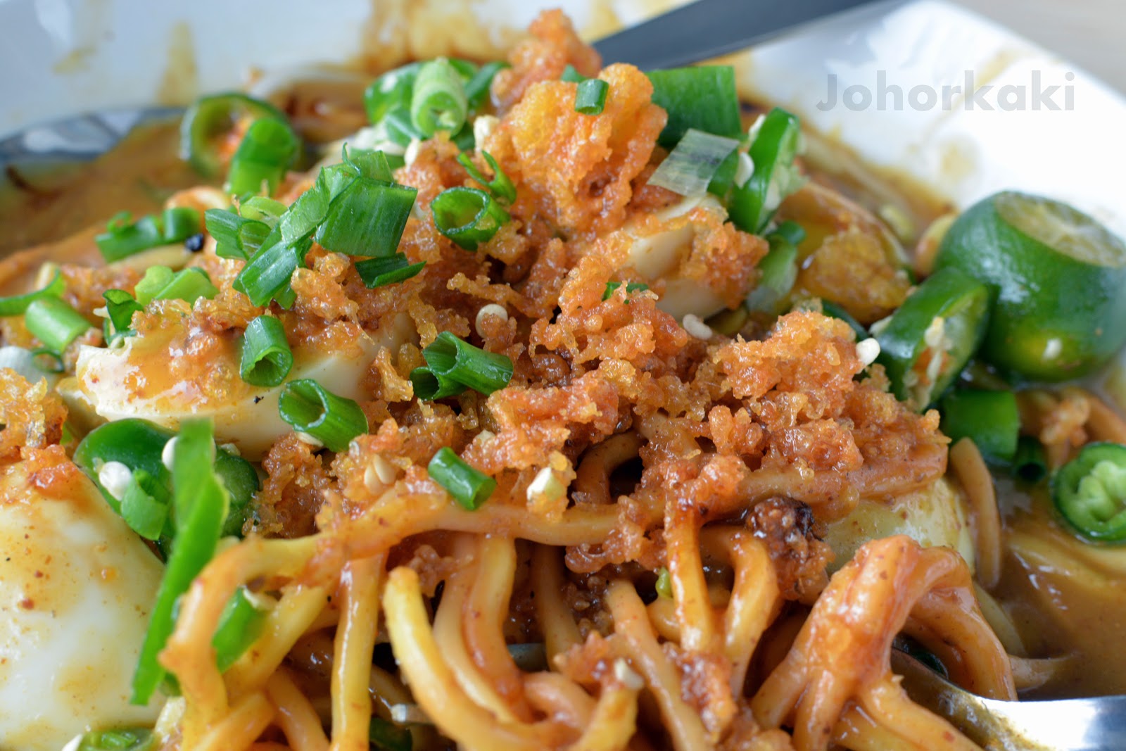 Johor Mee Rebus Hj Wahid at Zainal Place in JB Malaysia |Tony Johor