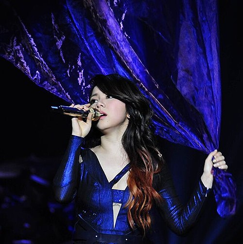 Студия вокала интерьер. Металлика one. Vocal breath. Tc helicon voice one. Tc helicon harmony g-xt.