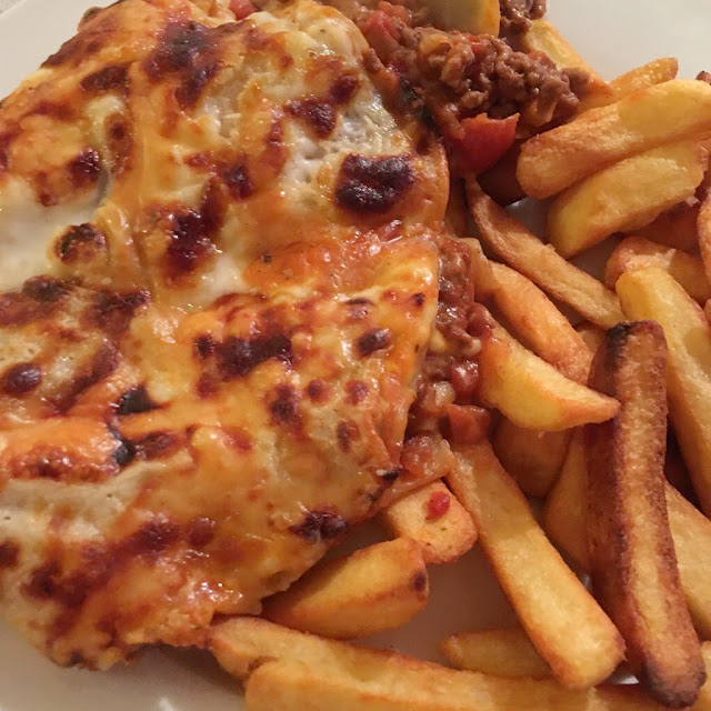 Simple Beef Lasagne with chips