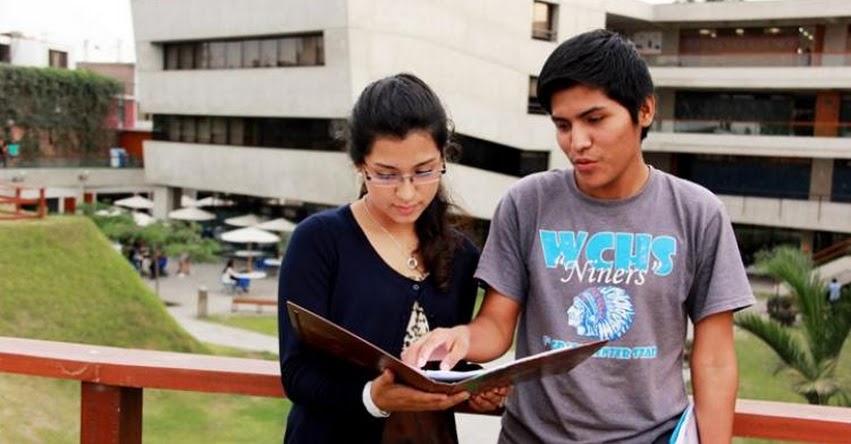 UPCH: Jóvenes tienen más modalidades de ingreso a la universidad como el «Factor Quinto de Secundaria» www.upch.edu.pe UPCH: Jóvenes tienen más modalidades de ingreso a la universidad como el «Factor Quinto de Secundaria» www.upch.edu.pe