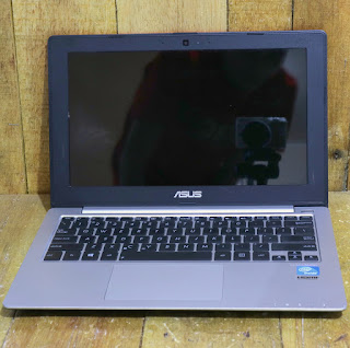 Notebook ASUS X201E Bekas Di Malang