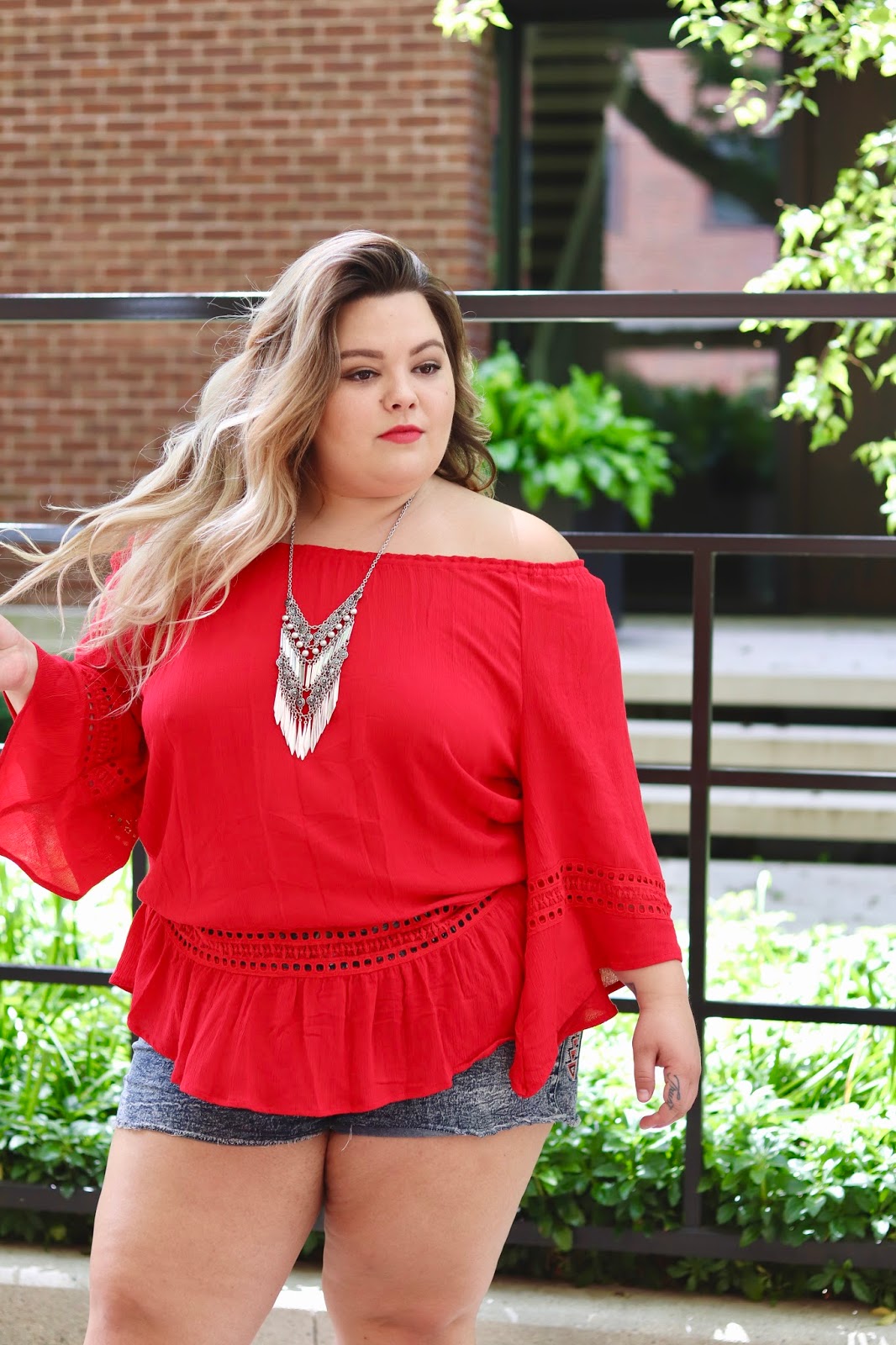 festival fashion inspiration, Chicago, blogger review, natalie craig, natalie in the city, plus size fashion blogger, Chicago blogger, midwest fashion blogger, plus size, affordable plus size fashion, DJ Khaled wild thoughts ft. Rihanna Bryson tiller, Rihanna red top wild thoughts, wild thoughts music video, Rihanna style, plus size fashion, fatshion, curves and confidence, curvy, summer plus size fashion