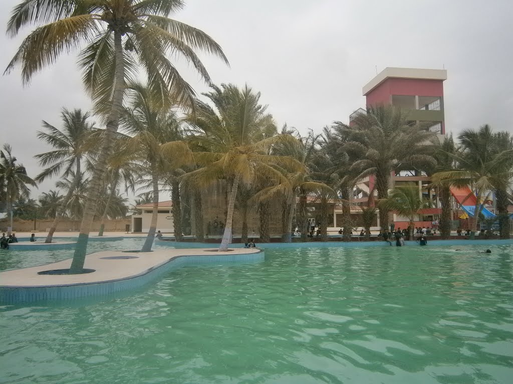 summer picnic places For Karachiites sunway lagoon karachi