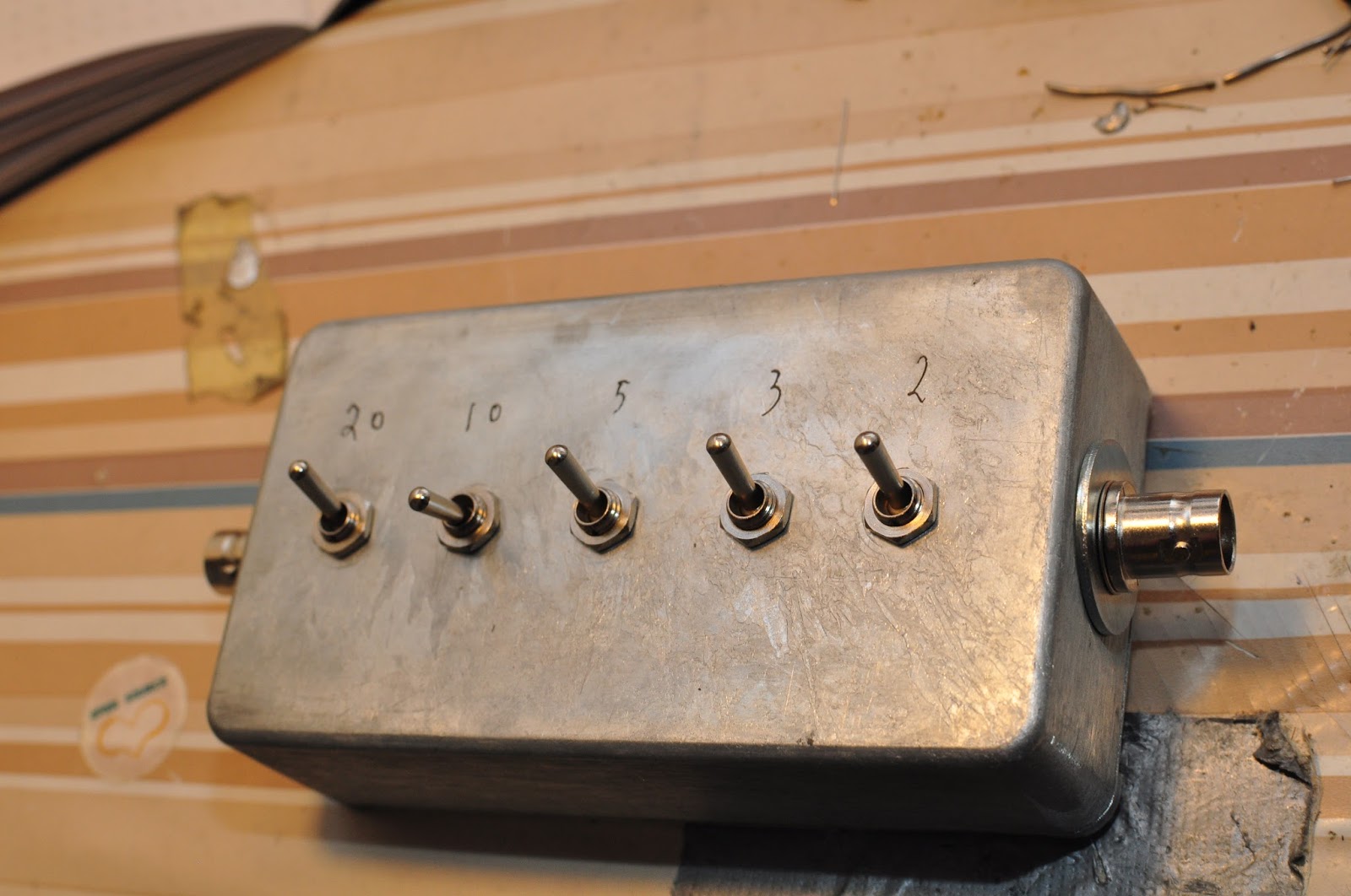 DIYcrap Homebrew 40dB step attenuator