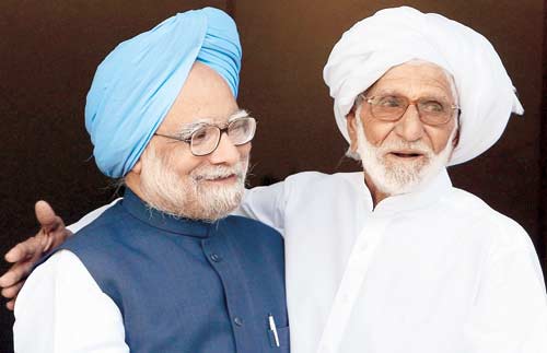 Manmohan Singh used to Study under Kerosene Lit lamps