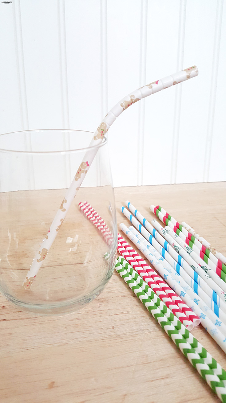 Want to add the perfect touch to your Christmas cocktail or take a stunning photo of your Holiday cake pops? Check out Aardvark Straws!