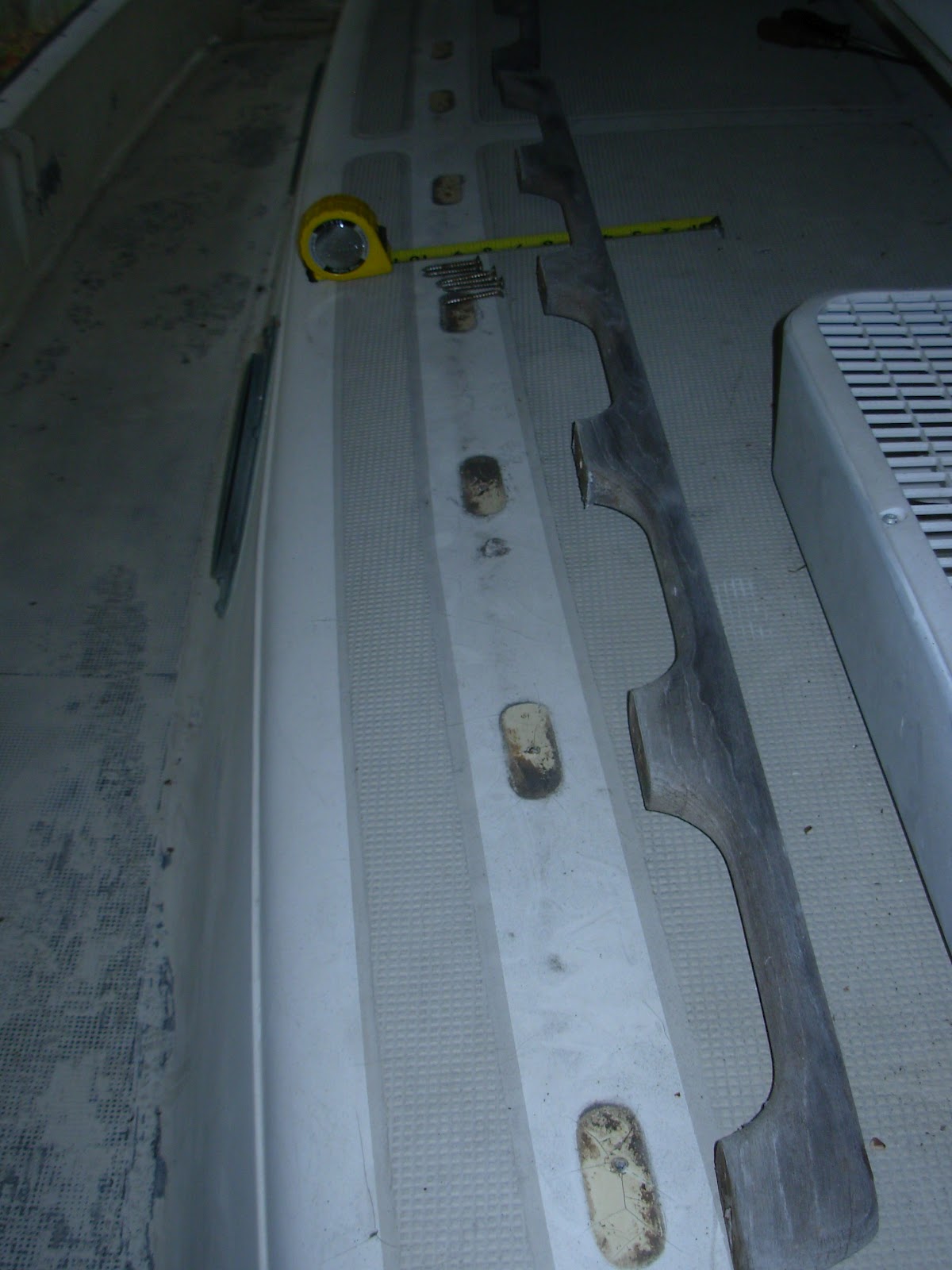 Westsail 32 Hull 667 Starboard Side Deck / Grab Rail Removal