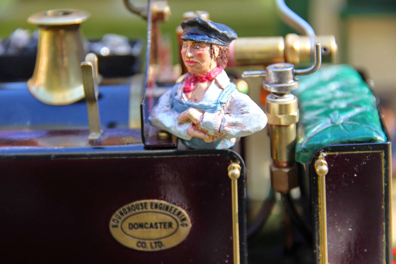 mikes marvellous models and miniatures 16mm driver figures for