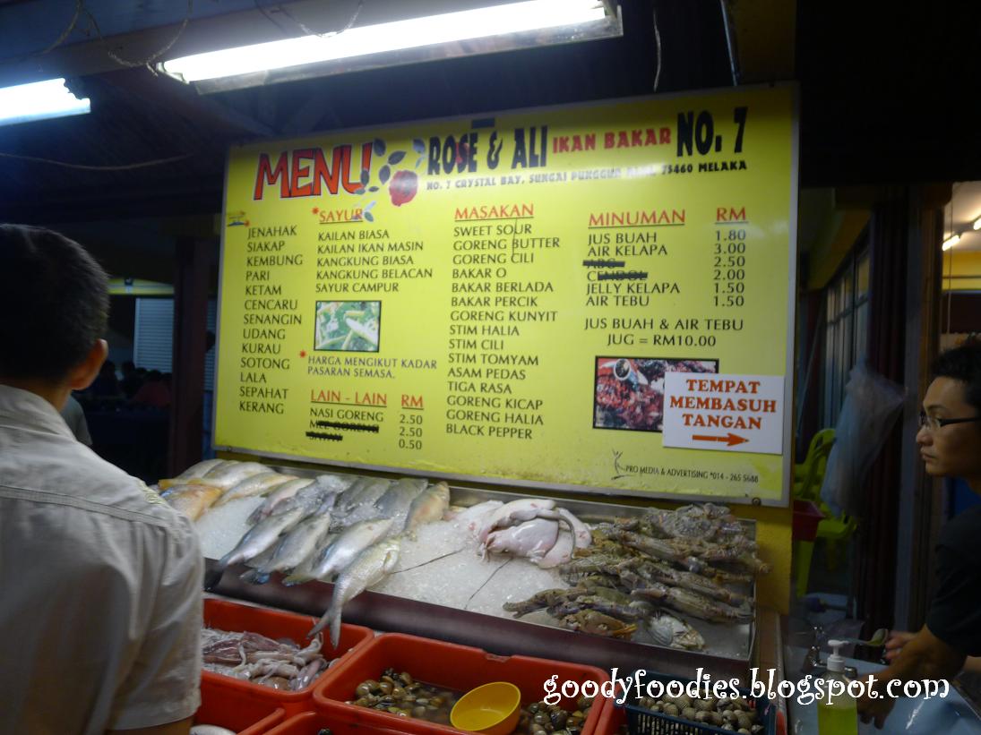 Bakar roselidi ikan Medan Ikan