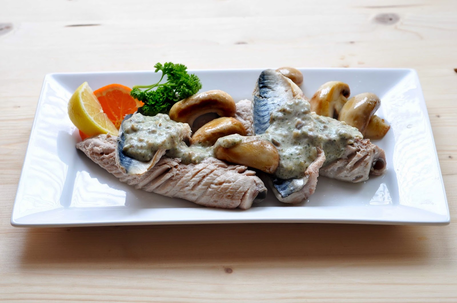 Simple Food Poached Mackerel with Mushroom and Fennel Sauce
