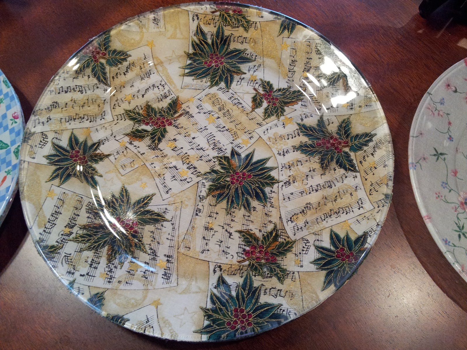 MarianWrites Craft Fabric Plates