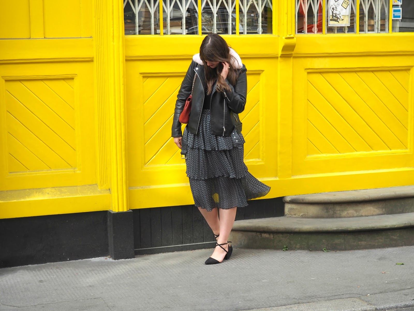 How to style a tiered midi skirt The story of a girl who lives above