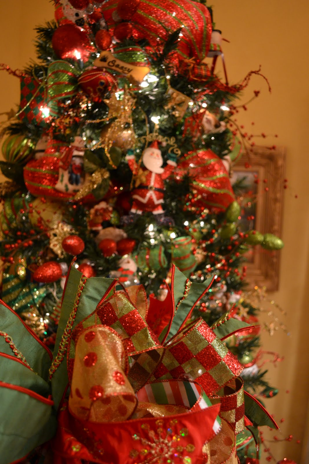 Kristen's Creations Decorating A Christmas Tree With Mesh Ribbon Tutorial