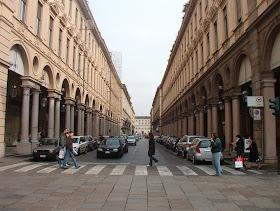The Via Roma in modern Turin