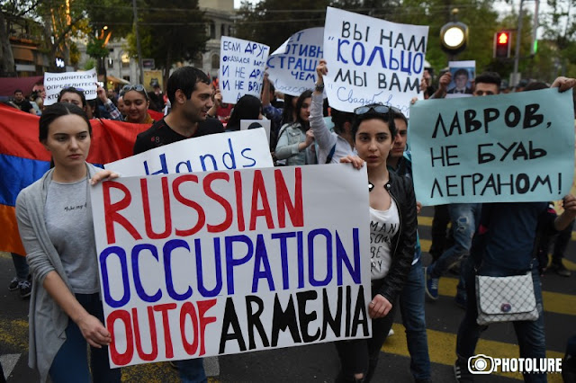 Manifestación en Ereván contra canciller ruso