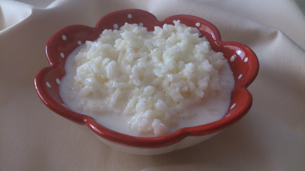 https://losdulcessecretosdecuca.blogspot.com/2015/07/arroz-con-leche.html