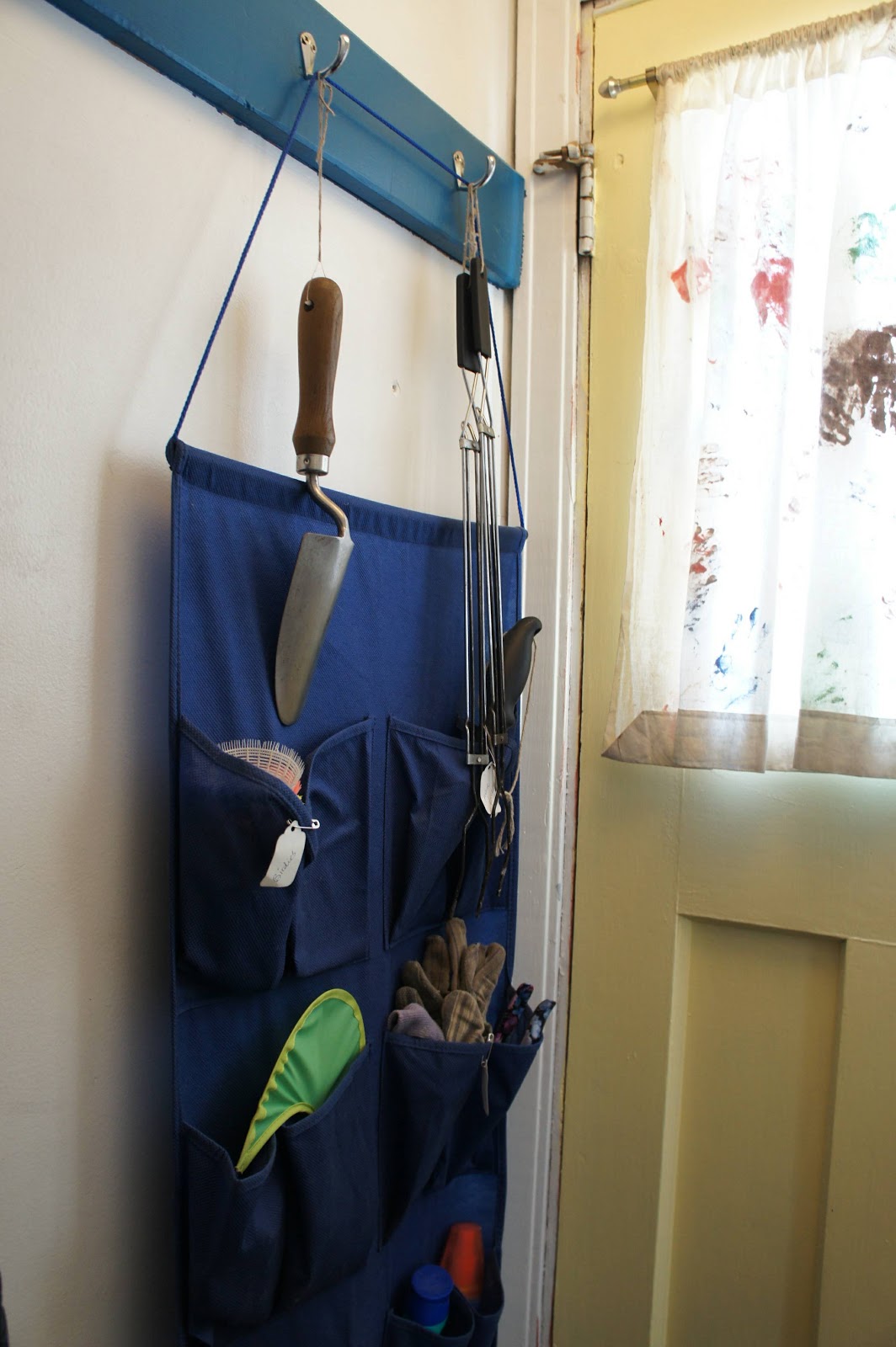 Prairie Home Therapy Project 12 Organize The Back Door Pocket