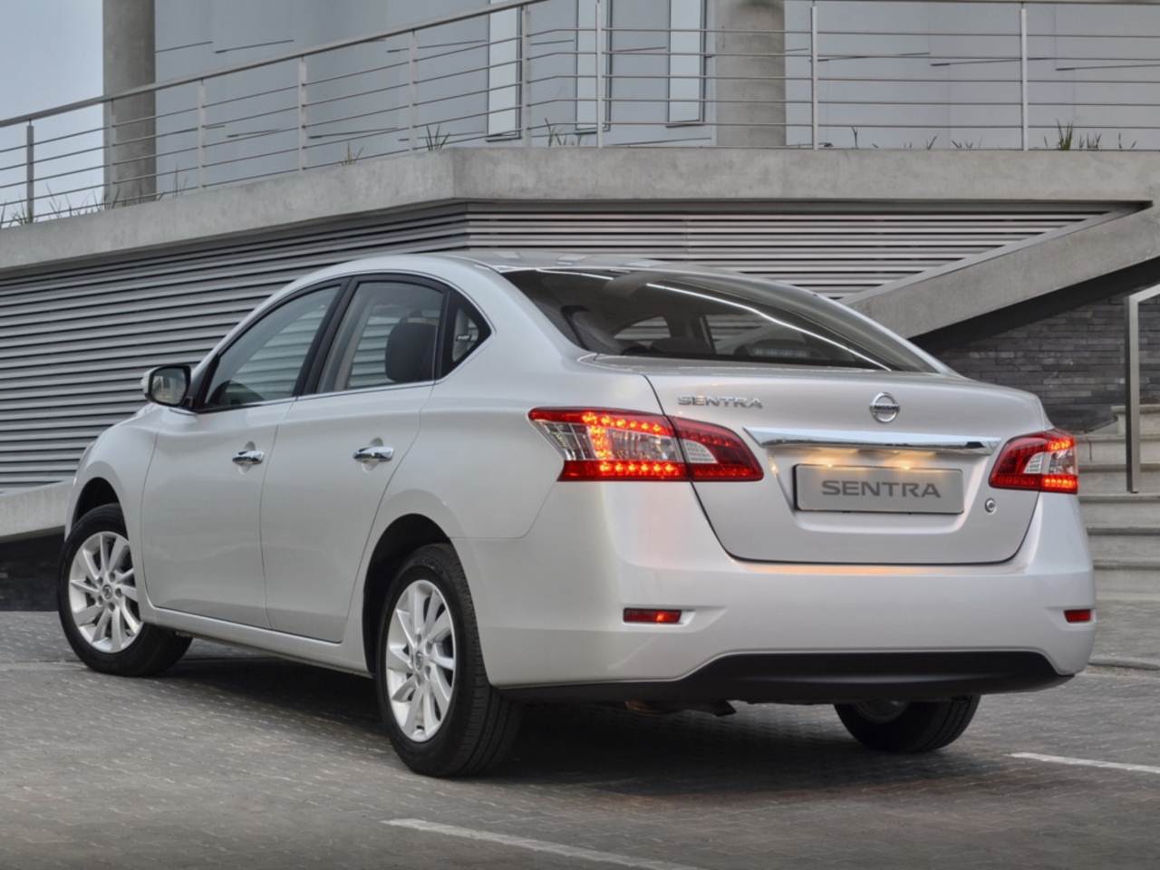Nissan Sentra SL 2014 no Brasil: Preço R$ 71.990 reais | CAR.BLOG.BR