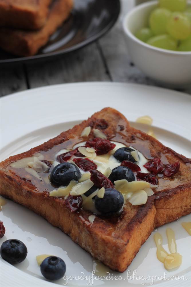 GoodyFoodies Recipe French Toast with Honey Yogurt