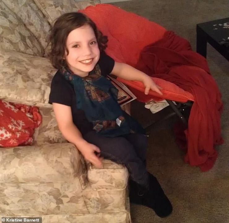 Adoptaron una niña pero resultó que era una mujer de 22 años con enanismo y quería matarlos Natalia Grace