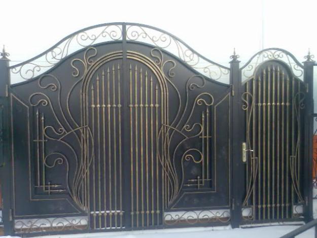 Ковка и художественная обработка металла: Кованые ворота и калитки