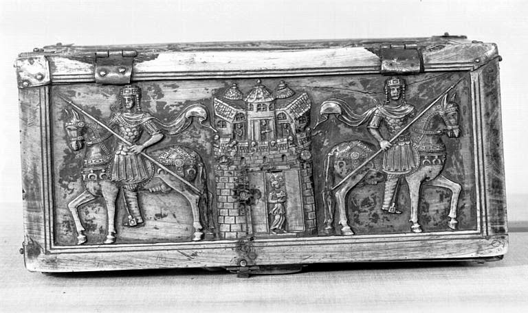 Η βυζαντική κοσμηματοθήκη από σκαλιστό πορφυρό ελεφαντόδοντο (Τρουά, Γαλλία). http://leipsanothiki.blogspot.be/