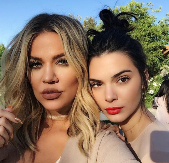 Pictures of Khloe Kardashian kissing Kylie Jenner surfaces online,as
